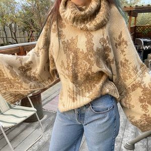 Calvin Klein, Vintage hippie turtle neck